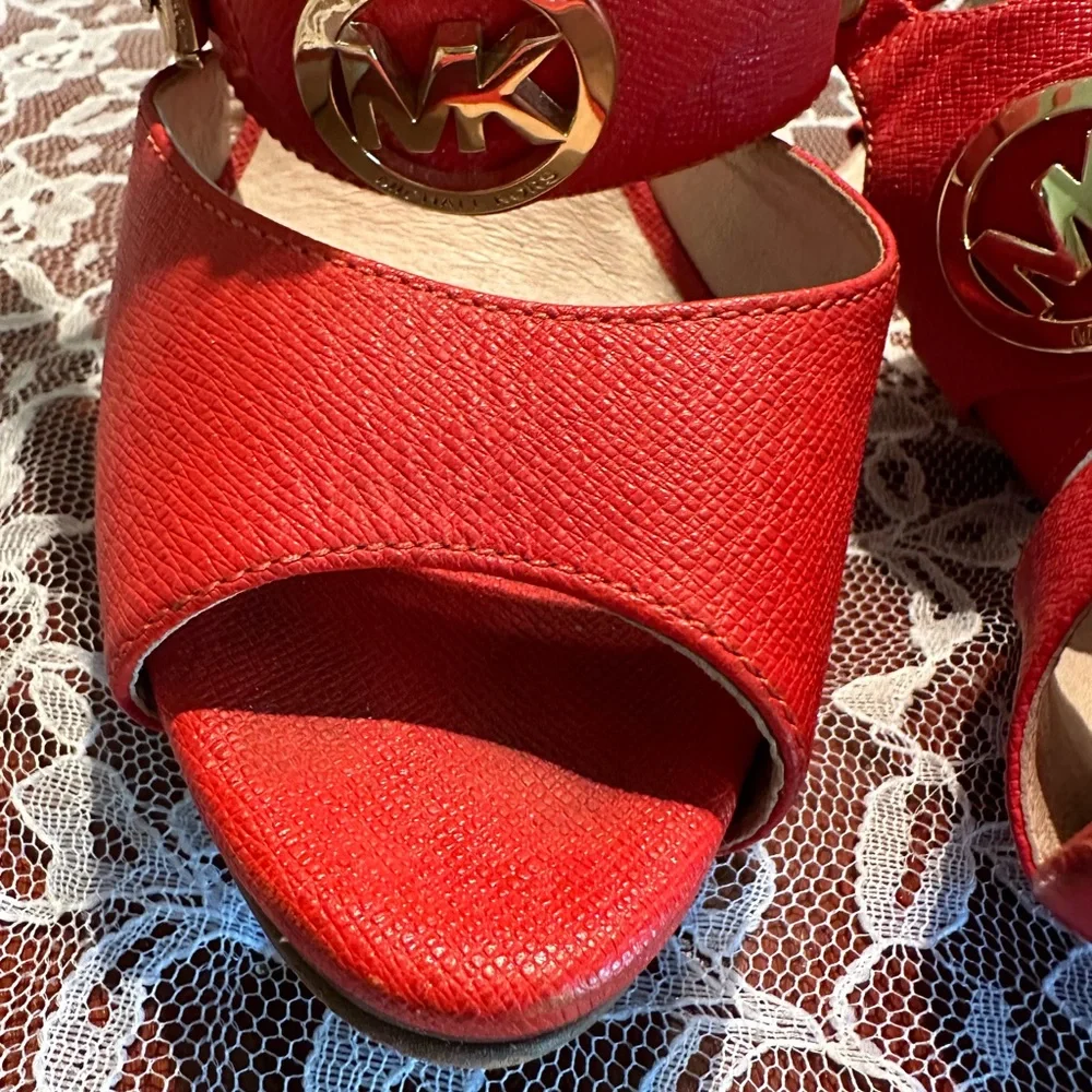 Michael Kors heels - Picture 4 of 13